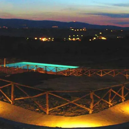 וילה Spoleto By The Pool : Whole - Sleeps 24 קורצ'יאנו