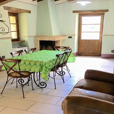 Spoleto By The Pool : Whole - Sleeps 24 كورتْشّانو