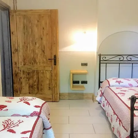 فيلة Spoleto By The Pool : Whole - Sleeps 24