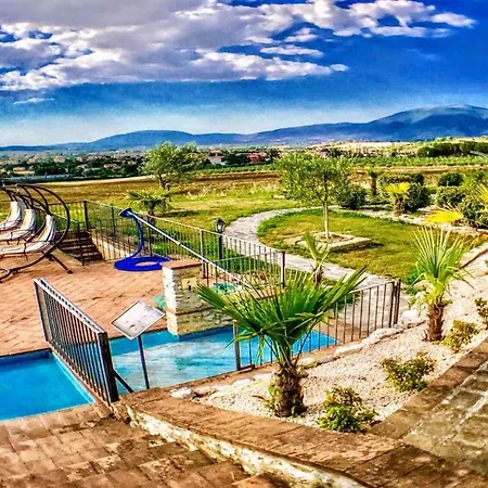 Spoleto By The Pool : Whole - Sleeps 24 * كورتْشّانو