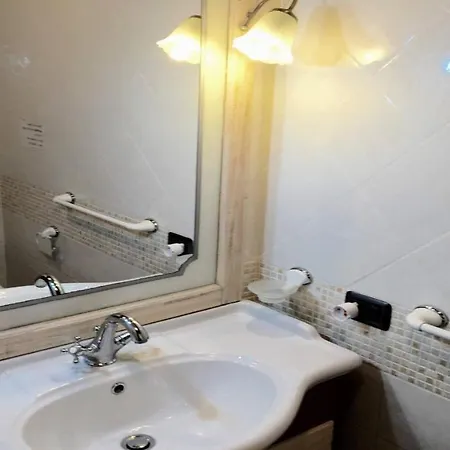 Spoleto By The Pool : Whole - Sleeps 24 * كورتْشّانو