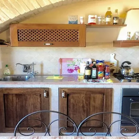 Spoleto By The Pool : Whole - Sleeps 24 فيلة *