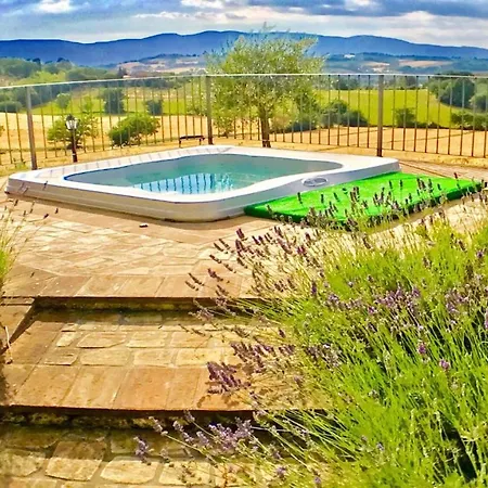 Spoleto By The Pool : Whole - Sleeps 24 كورتْشّانو