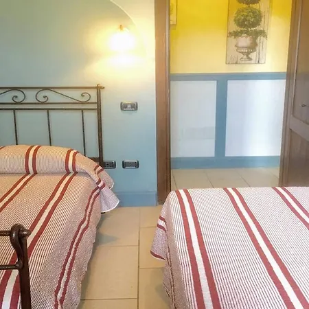 וילה Spoleto By The Pool : Whole - Sleeps 24