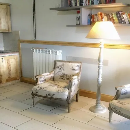 Spoleto By The Pool : Whole - Sleeps 24 קורצ'יאנו